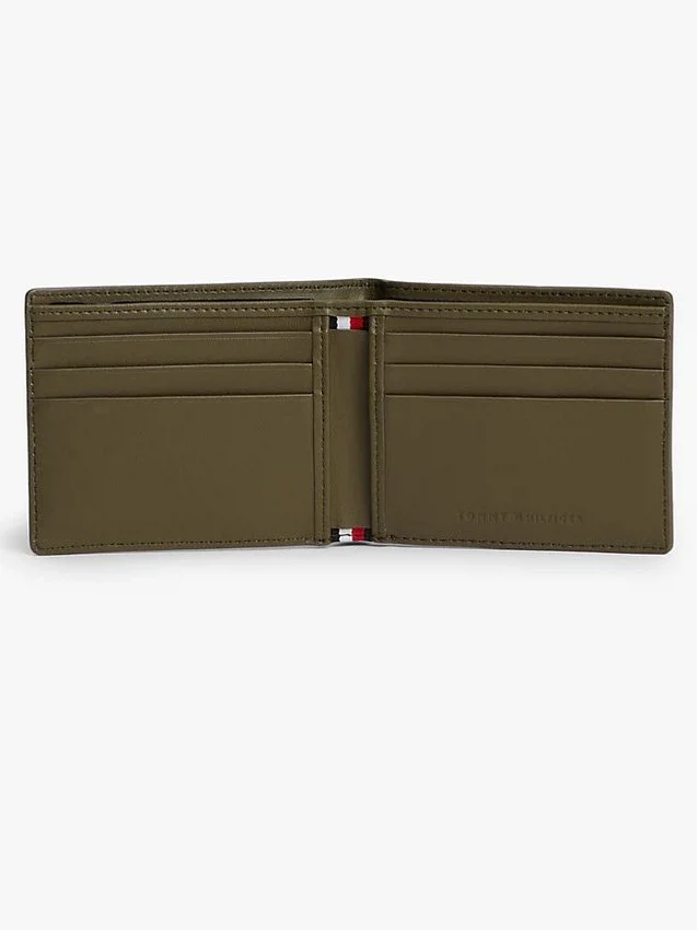 Allover Flag Logo Leather Bifold Wallet Allover Flag Logo Leather Bifold Wallet