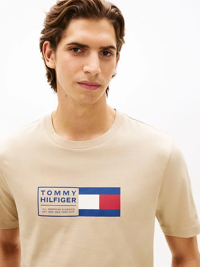 Flag Box Logo T-Shirt Flag Box Logo T-Shirt
