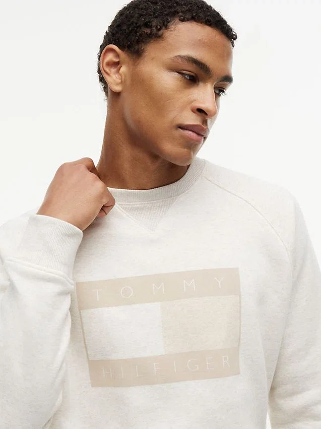 Flag Logo Brushed-Back Raglan Sweatshirt Flag Logo Brushed-Back Raglan Sweatshirt