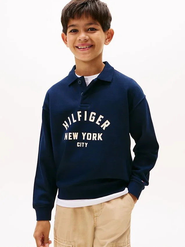 Kids’ Curved Hilfiger Graphic Sweatshirt Kids’ Curved Hilfiger Graphic Sweatshirt