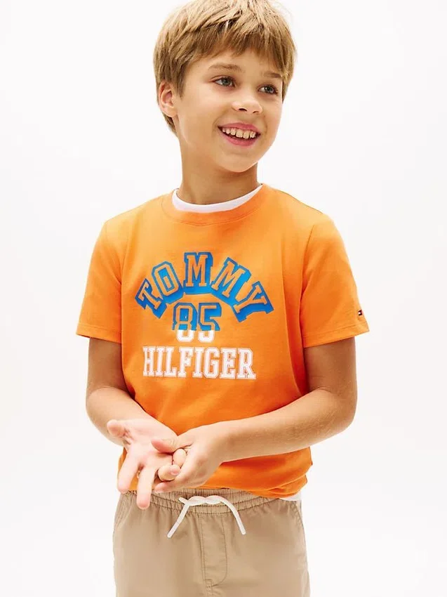 Kids’ Tommy Arch Logo T-Shirt Kids’ Tommy Arch Logo T-Shirt