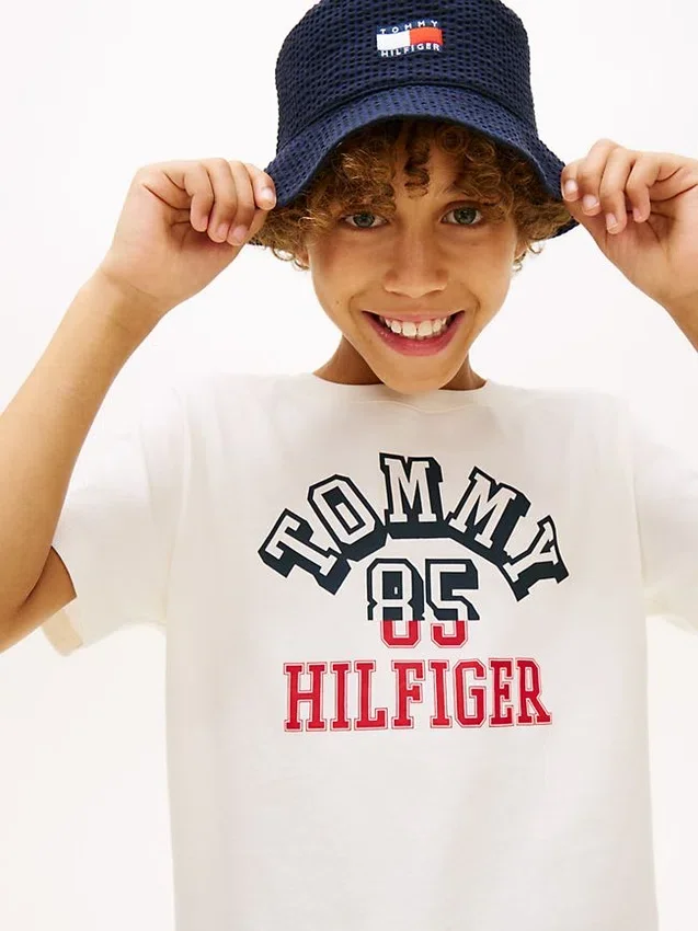 Kids’ Tommy Arch Logo T-Shirt Kids’ Tommy Arch Logo T-Shirt