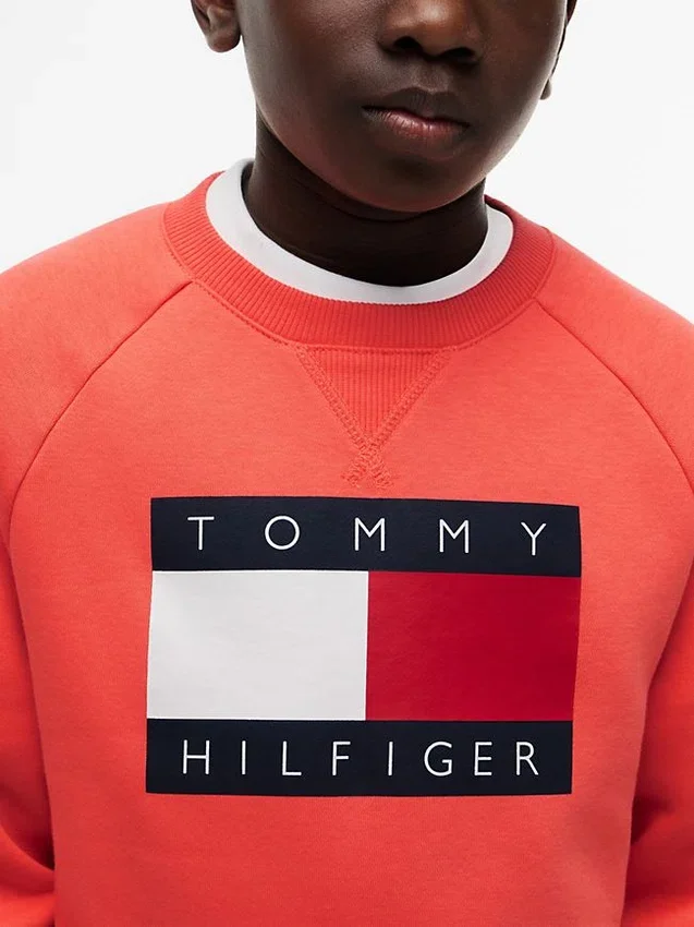 Kids’ Tommy Flag Logo Raglan Sweatshirt Kids’ Tommy Flag Logo Raglan Sweatshirt