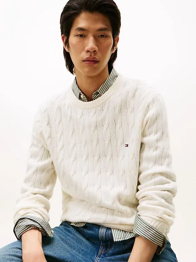Lambswool Cable Knit Sweater Lambswool Cable Knit Sweater