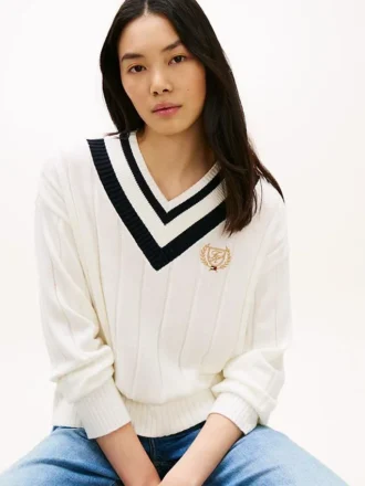 Laurel Leaf Logo Cricket Sweater