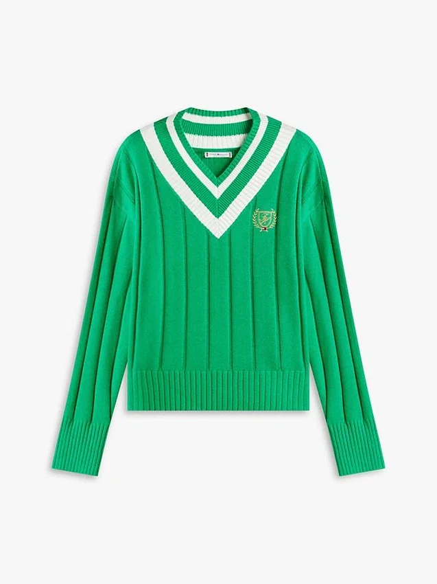 Laurel Leaf Logo Cricket Sweater Laurel Leaf Logo Cricket Sweater