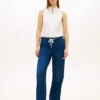 Lightweight Wide Leg Pull-On Jean