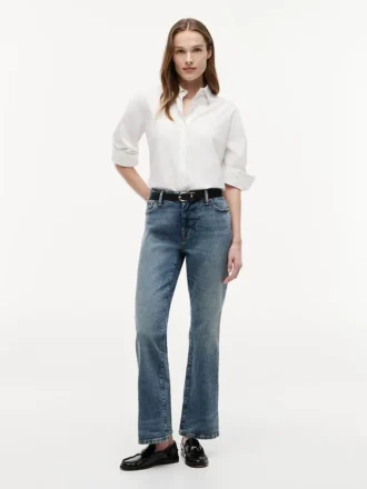 Mid-Rise Stretch Bootcut Jean