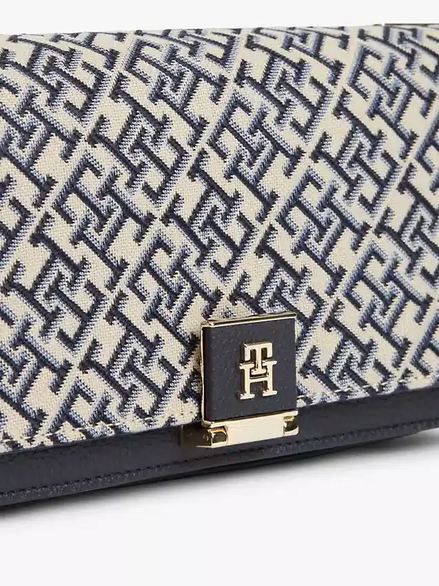 Monogram Clasp Jacquard Chain Crossbody Monogram Clasp Jacquard Chain Crossbody