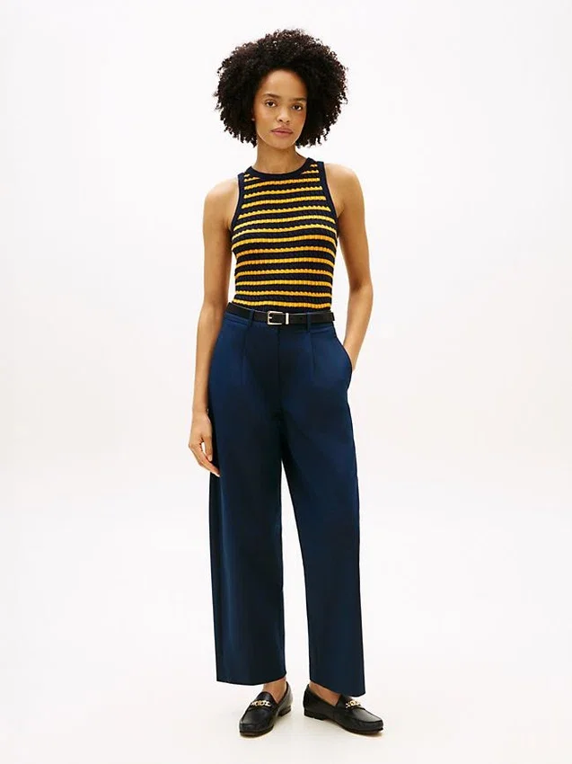 Pleated Twill Barrel Chino Pleated Twill Barrel Chino