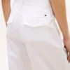 Pleated Twill Barrel Chino