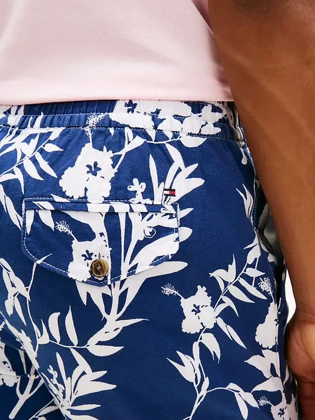 Regular Fit 7″ Tropical Print Short Regular Fit 7″ Tropical Print Short