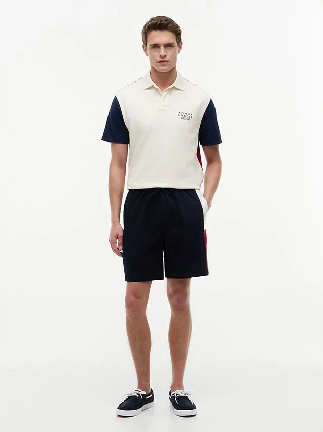 Regular Fit 8″ Flag Colorblock Short Regular Fit 8″ Flag Colorblock Short