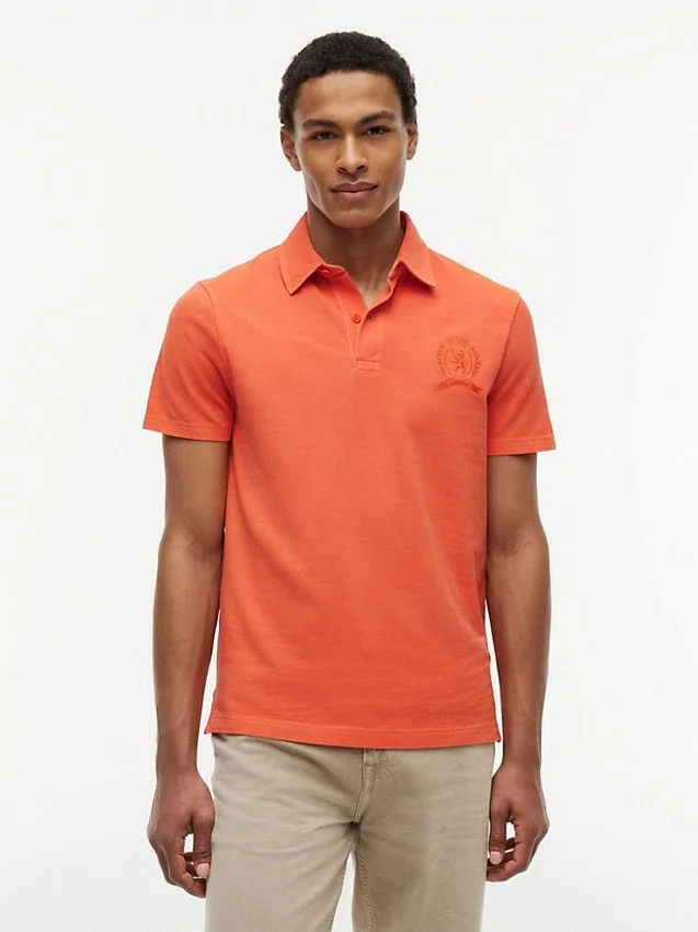 Regular Fit Garment-Dyed Crest Polo Regular Fit Garment-Dyed Crest Polo