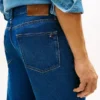 Relaxed Straight Jean