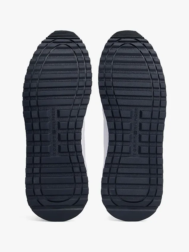 Signature Stripe Leather-Mix Sneaker Signature Stripe Leather-Mix Sneaker