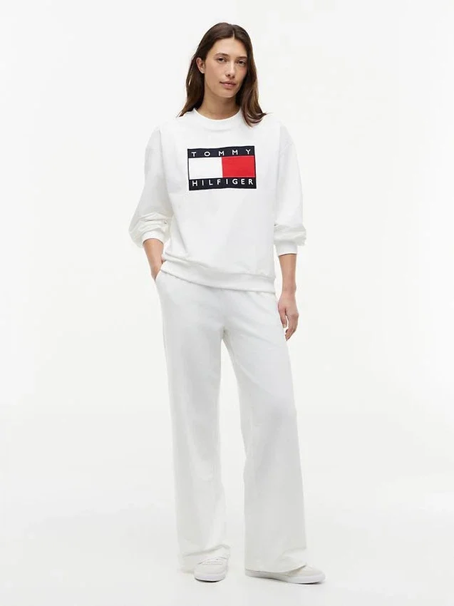 Straight-Leg Sweatpant Straight-Leg Sweatpant