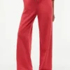 Straight-Leg Sweatpant