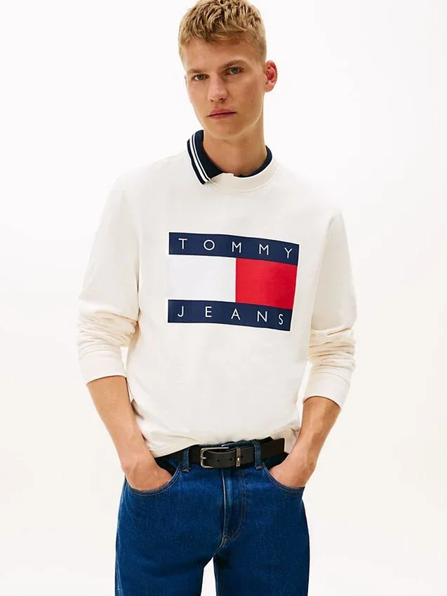 Tommy Jeans Big Flag Logo Sweatshirt Tommy Jeans Big Flag Logo Sweatshirt