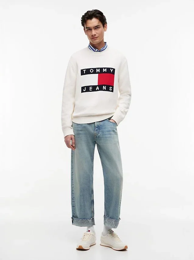 Tommy Jeans Flag Logo Crewneck Sweater Tommy Jeans Flag Logo Crewneck Sweater