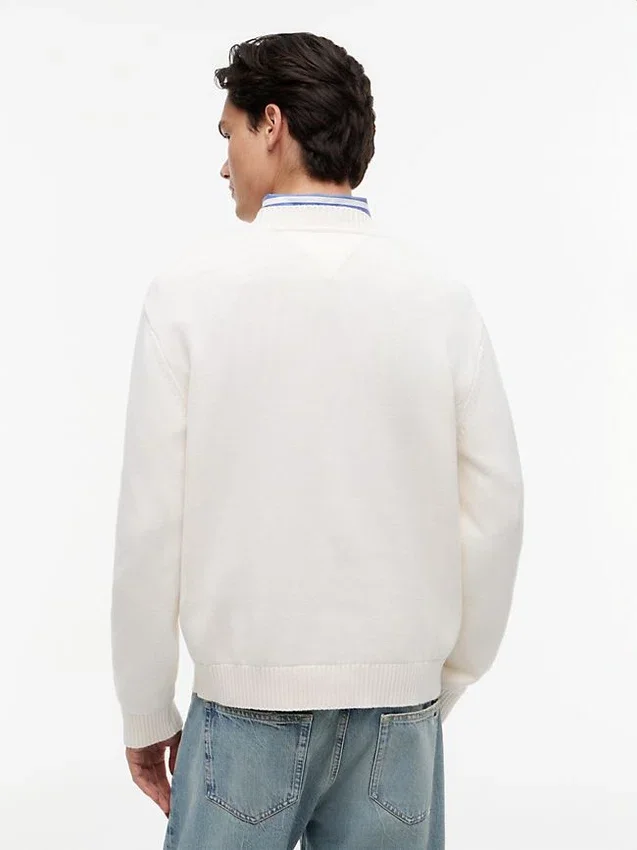 Tommy Jeans Flag Logo Crewneck Sweater Tommy Jeans Flag Logo Crewneck Sweater