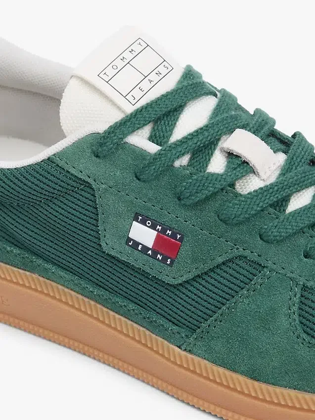 Tommy Jeans Mixed-Texture Skater Sneaker Tommy Jeans Mixed-Texture Skater Sneaker