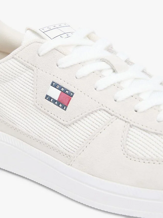 Tommy Jeans Mixed-Texture Skater Sneaker Tommy Jeans Mixed-Texture Skater Sneaker