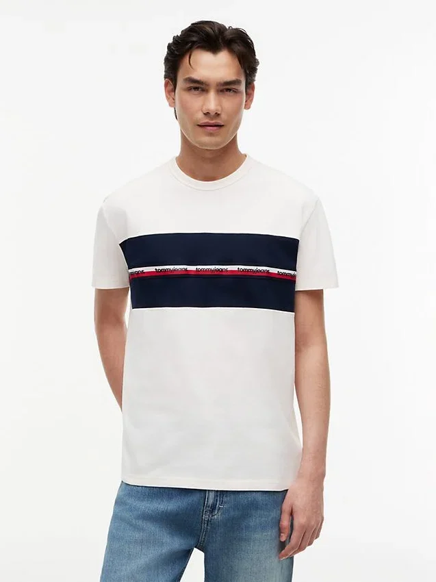 Tommy Jeans Signature Logo Tape T-Shirt Tommy Jeans Signature Logo Tape T-Shirt