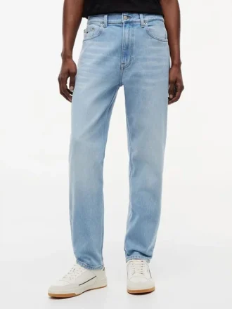 Tommy Jeans Tapered Straight Jean