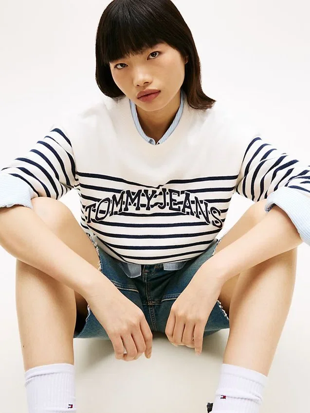 Tommy Jeans Varsity Logo Stripe Sweater Tommy Jeans Varsity Logo Stripe Sweater
